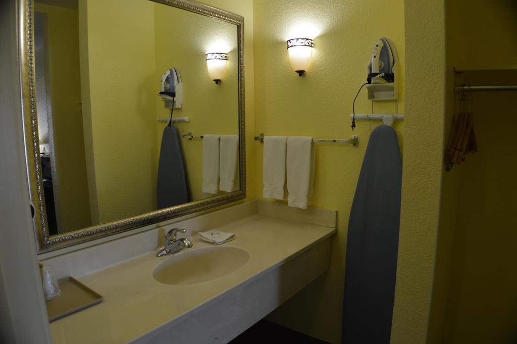 Scottish Inns Fort Worth Zimmer foto